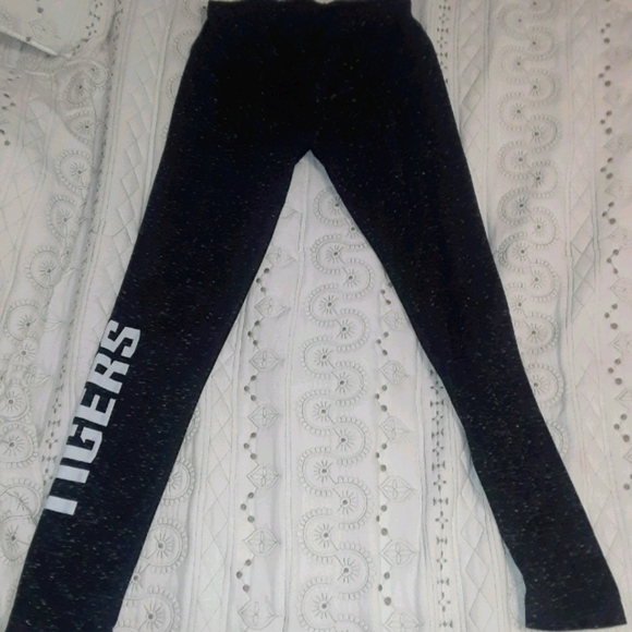 𝅺north & Acrux leggings size Small Tigers - Picture 1 of 4